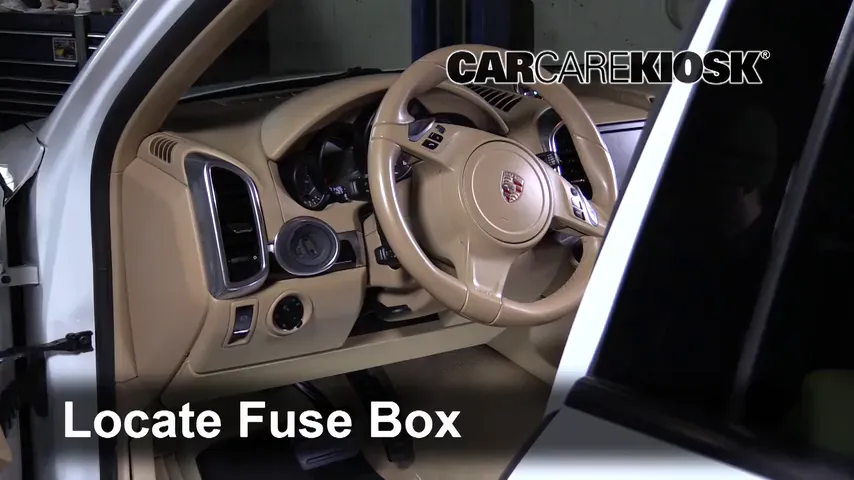 2013 Porsche Cayenne 3.6L V6 Fuse (Interior)